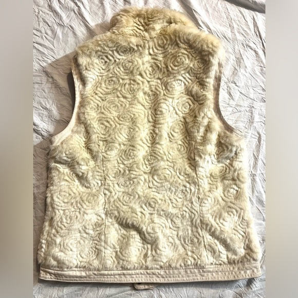 Roz & Ali Faux Fur Rose Women's Cream Vest w Pockets Size Large - Picture 15 of 16